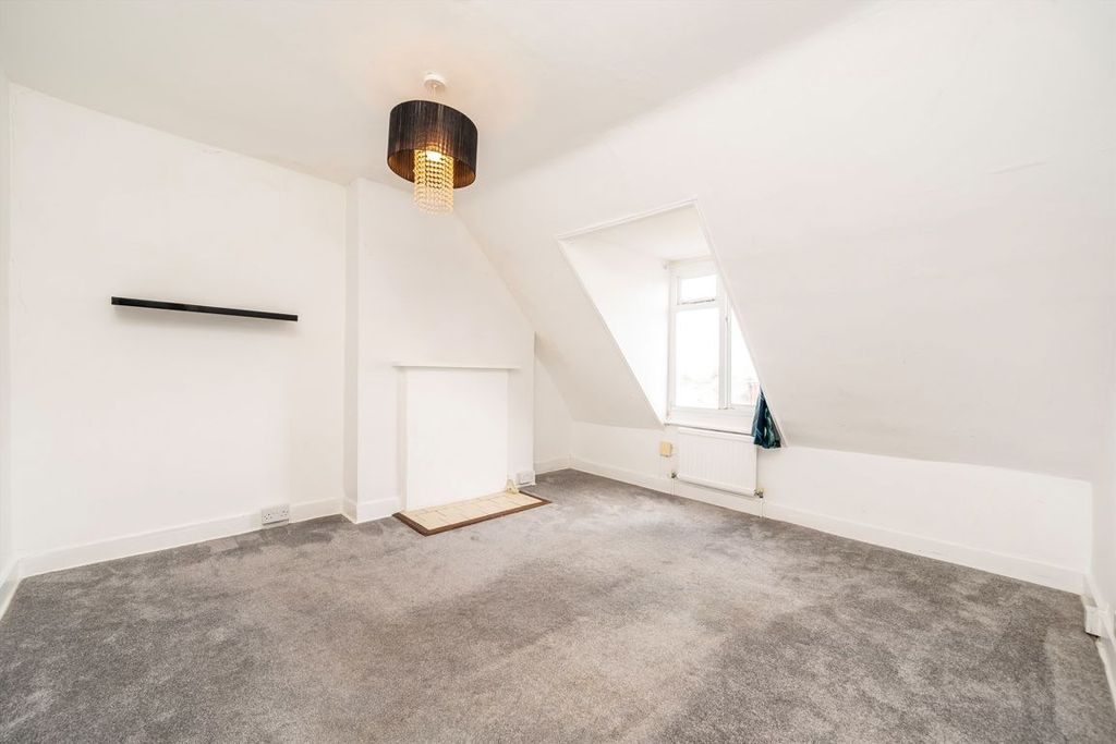 Property photo 2 of 4