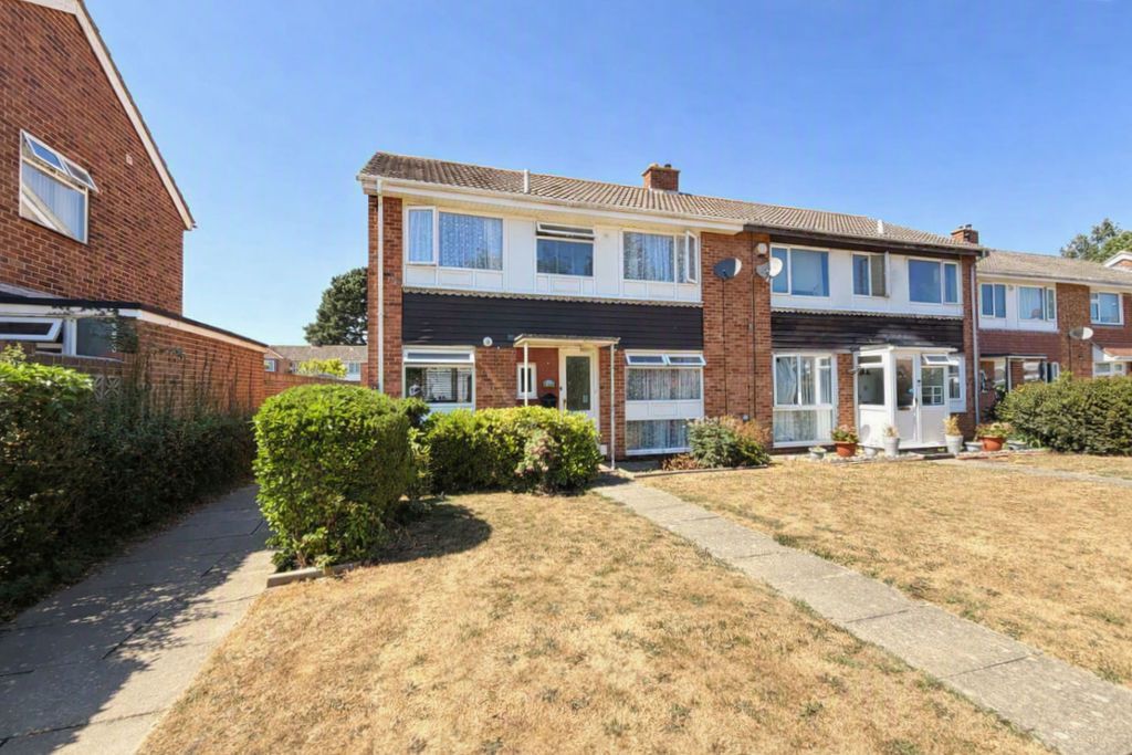 Property photo 1 of 17 Front