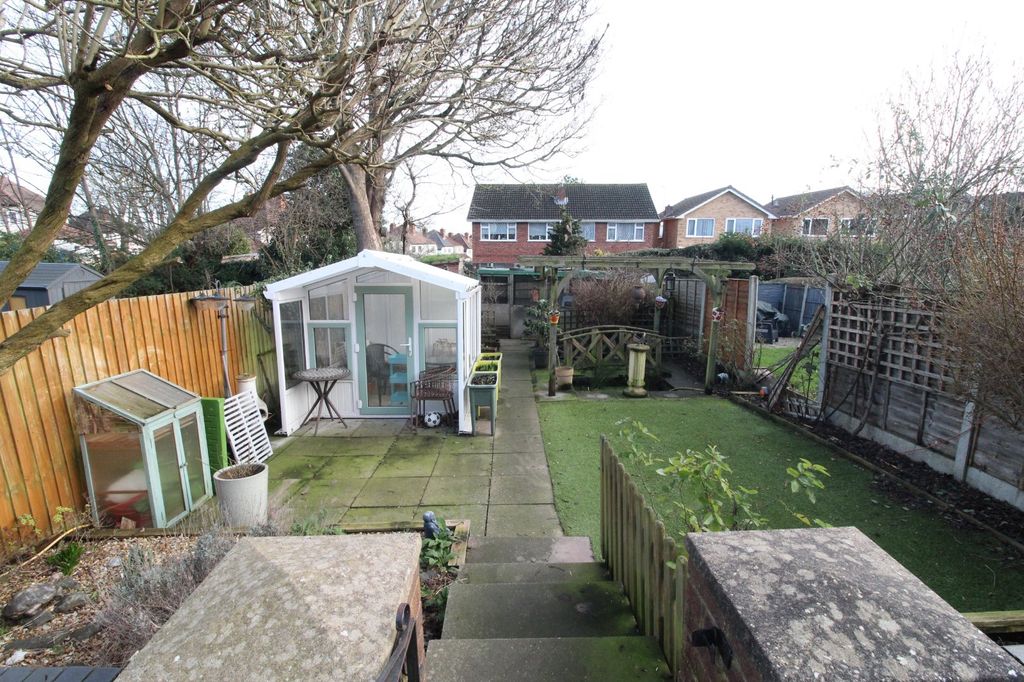 Property photo 2 of 14 Picture No. 13