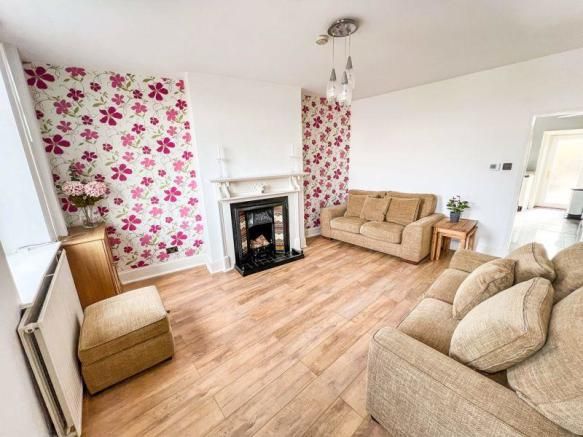 Property photo 3 of 16