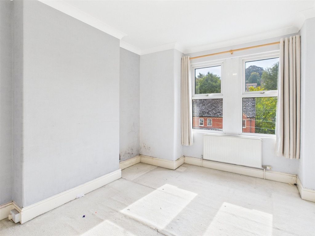 Property photo 3 of 16 Picture No. 04