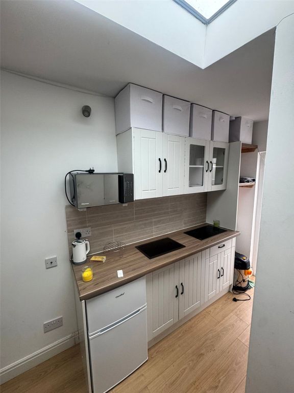 Property photo 2 of 4 Picture No. 02