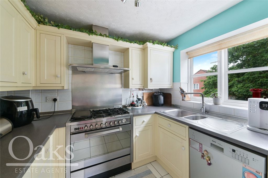 Property photo 3 of 8 Picture No. 04