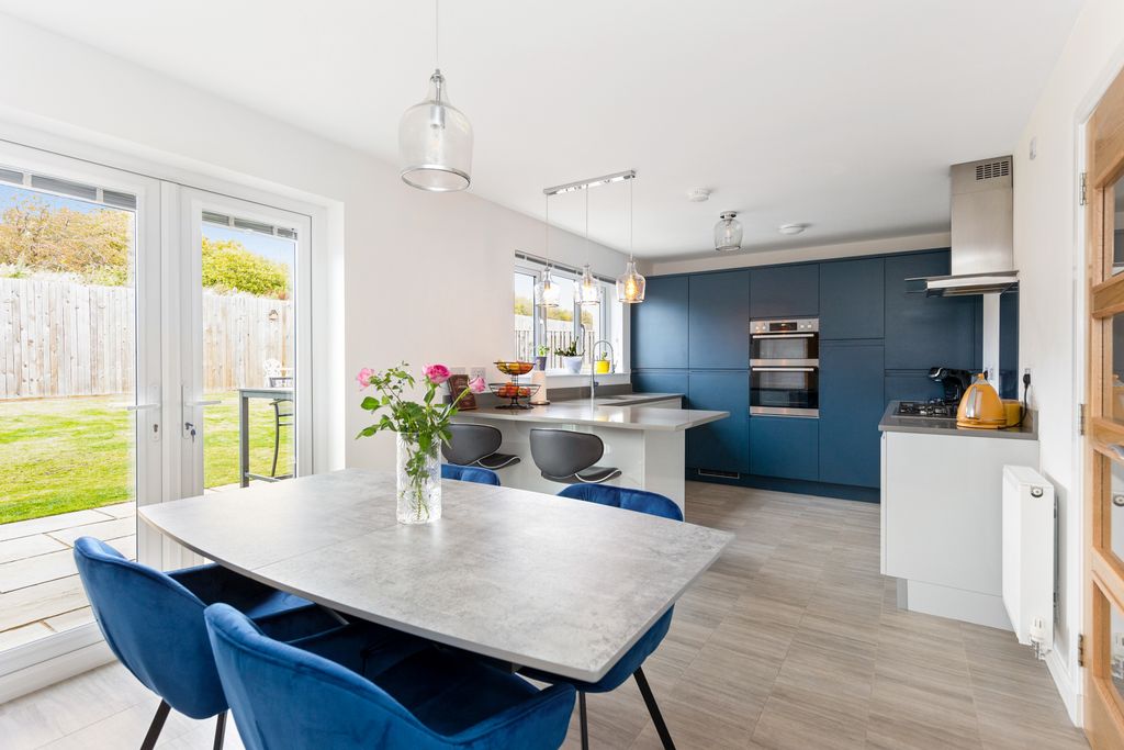 Property photo 1 of 21 Primary Property Image