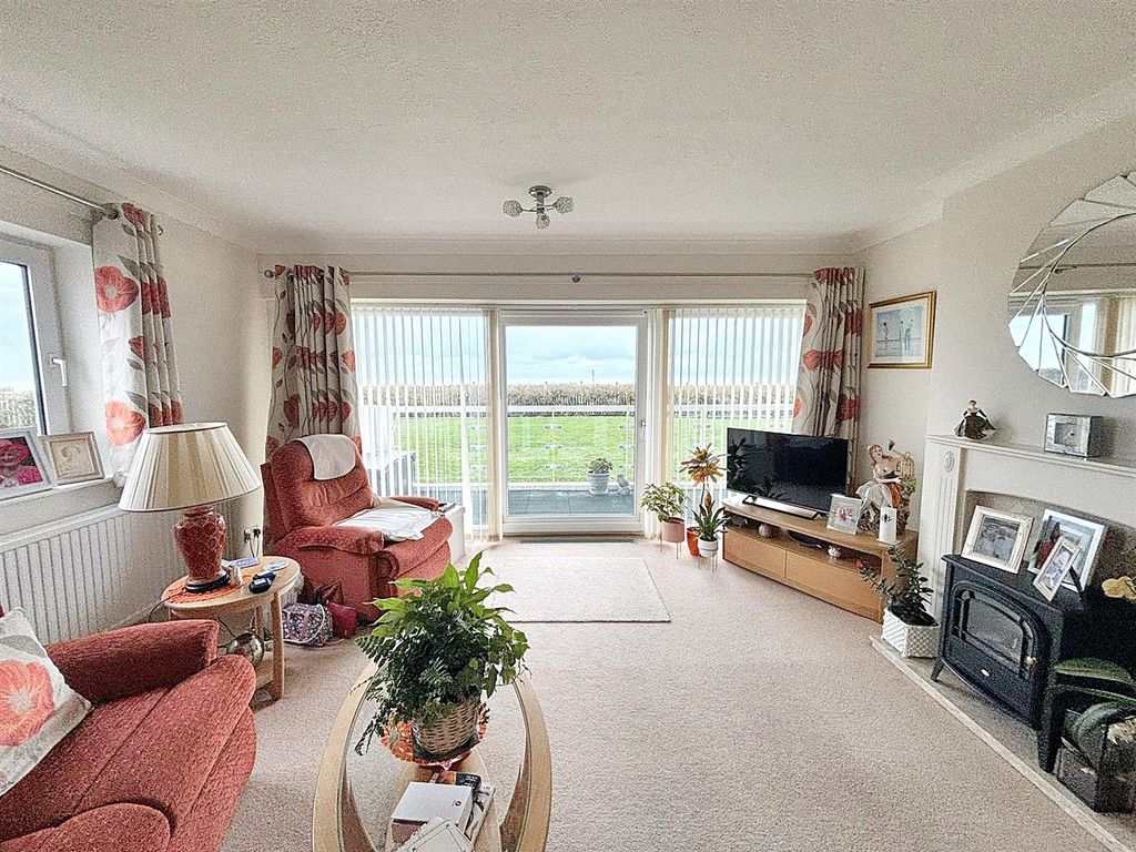 Property photo 3 of 15 8.Jpg