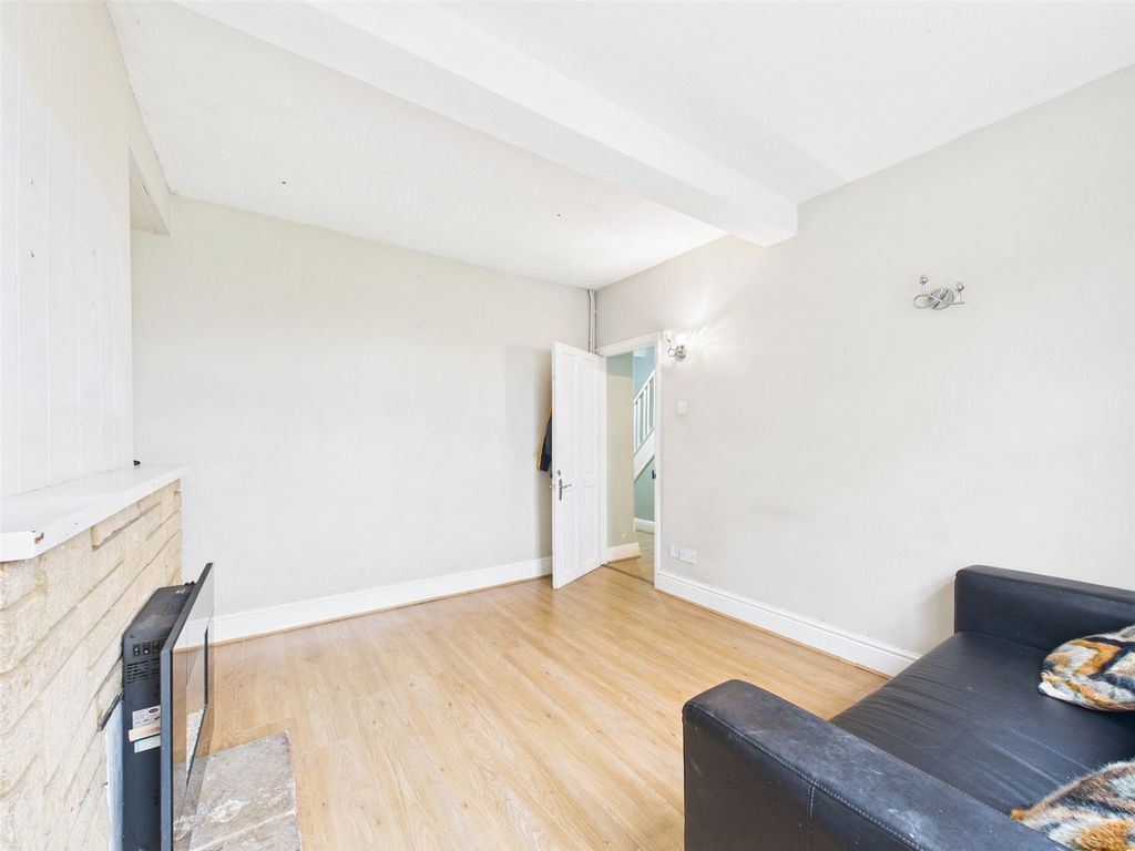 Property photo 2 of 13 Picture No. 04