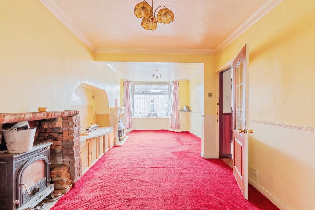 Property photo 3 of 22 Pbox-Img.Jpg