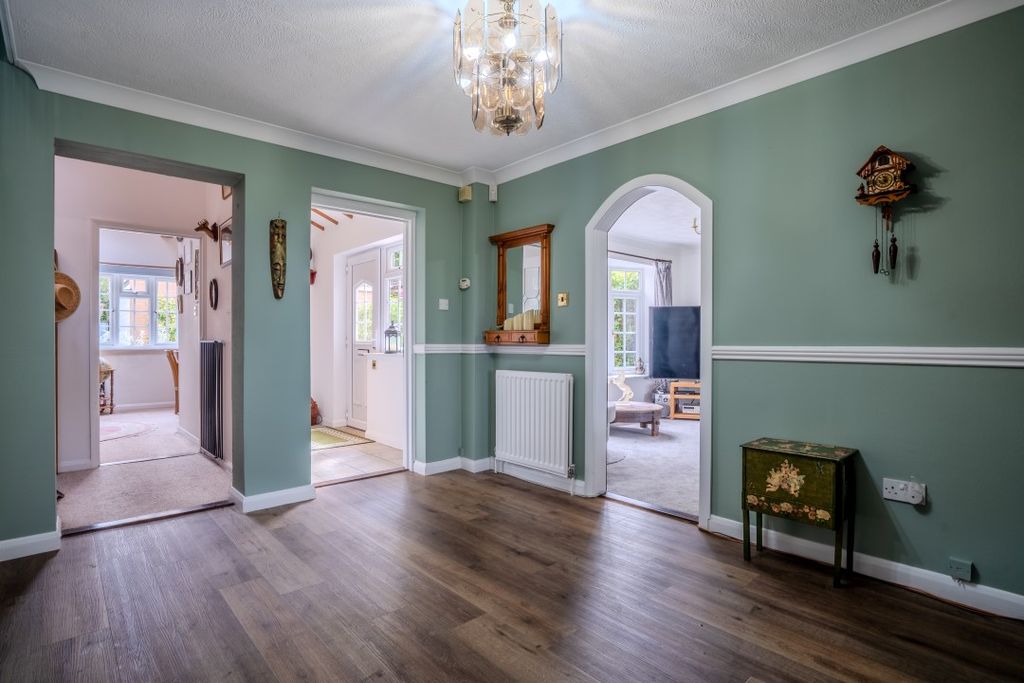 Property photo 2 of 23 Iq_00186-Hdr