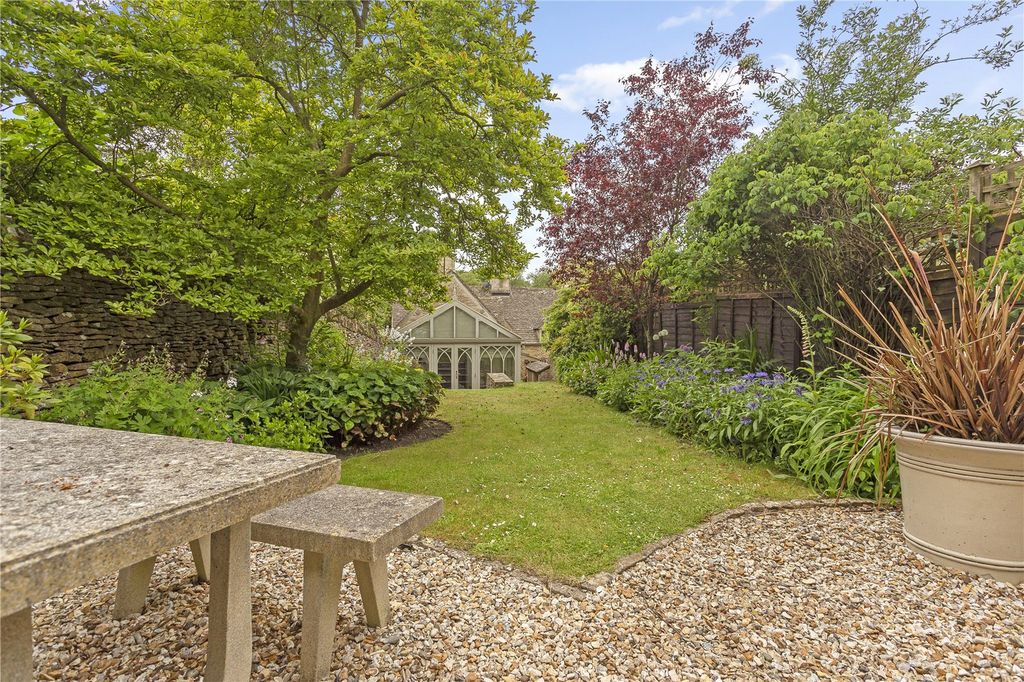 Property photo 3 of 20 Picture No. 30