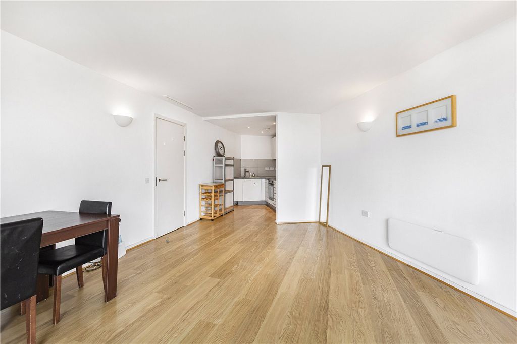 Property photo 1 of 16 Reception Room