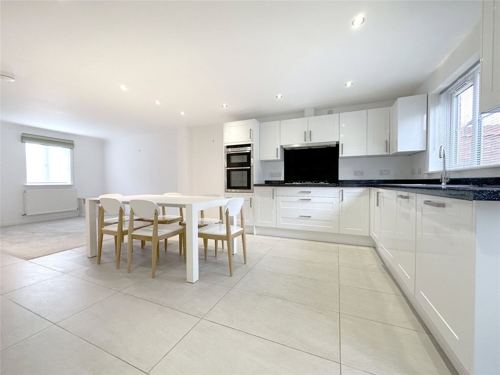 Property photo 1 of 12 Kitchen/Diner