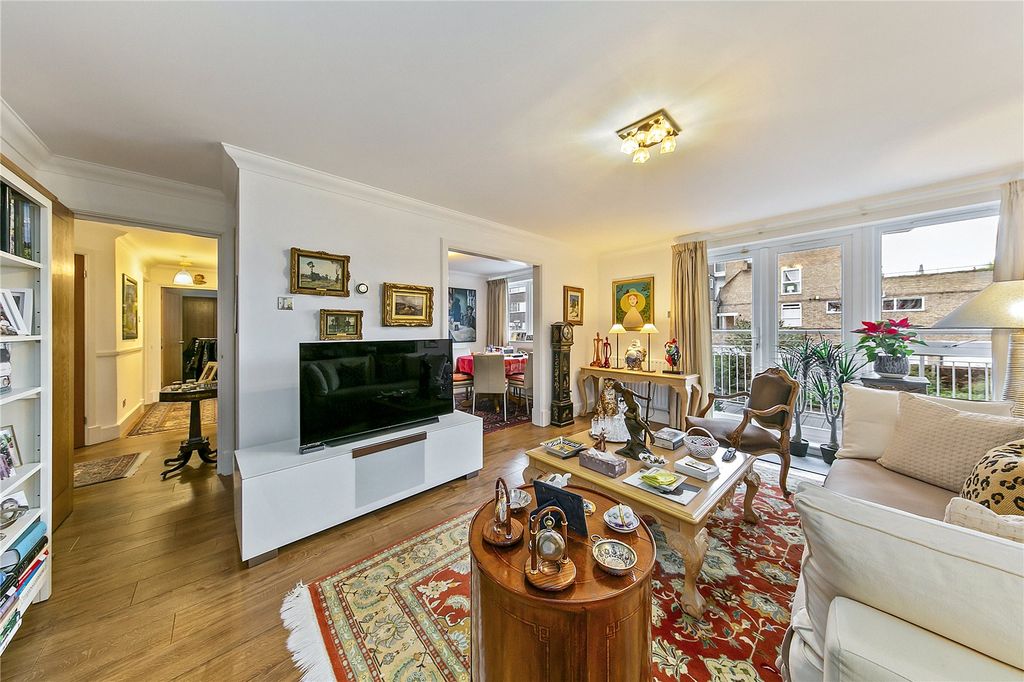 Property photo 2 of 12 Picture No. 29