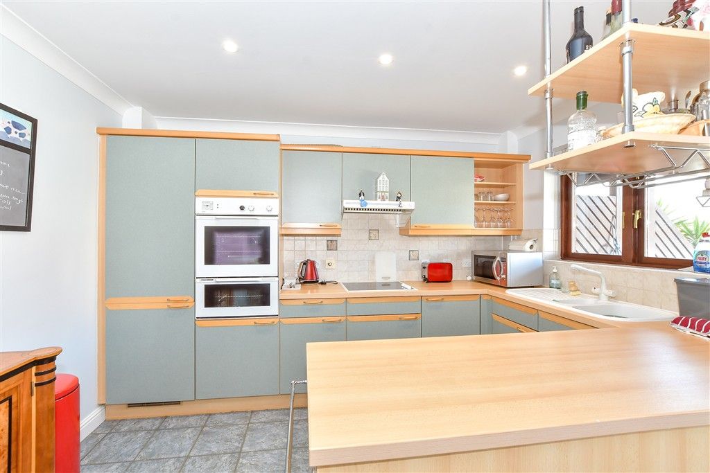 Property photo 3 of 13 Kitchen/Dining Room