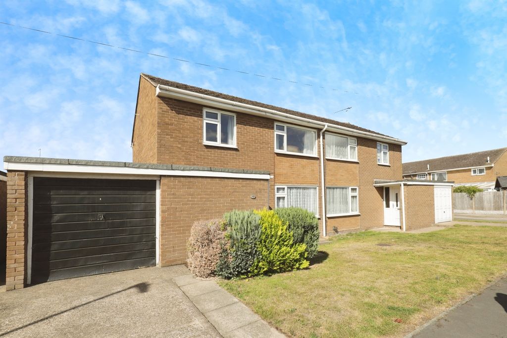 Property photo 1 of 17