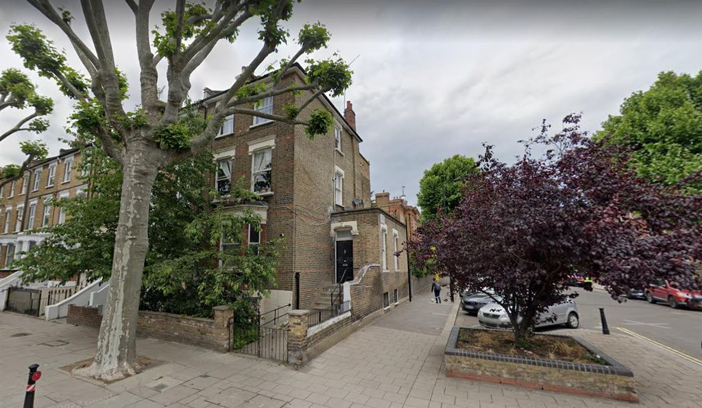 Property photo 1 of 8 Outside.Png