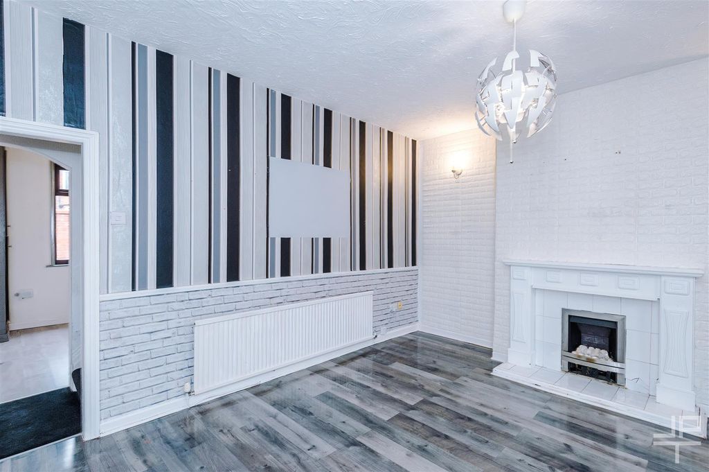 Property photo 3 of 23 Battersbystreet-Jhp-9 - Copy.Jpg