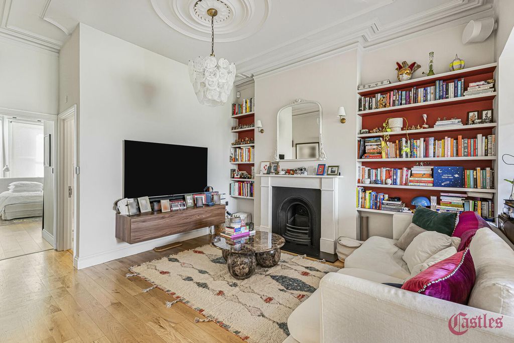 Property photo 3 of 13 Living Room