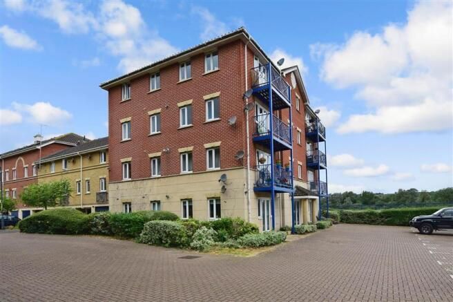 Property photo 1 of 8