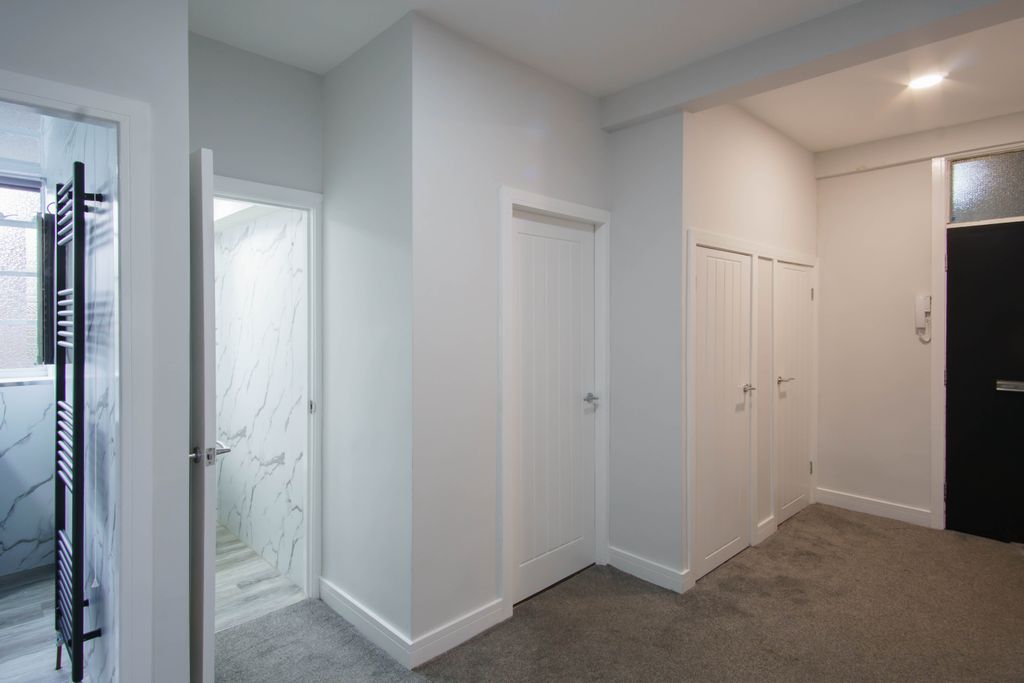 Property photo 1 of 25 Photo 0