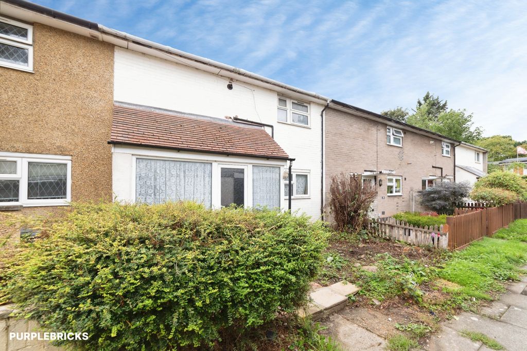 Property photo 3 of 23