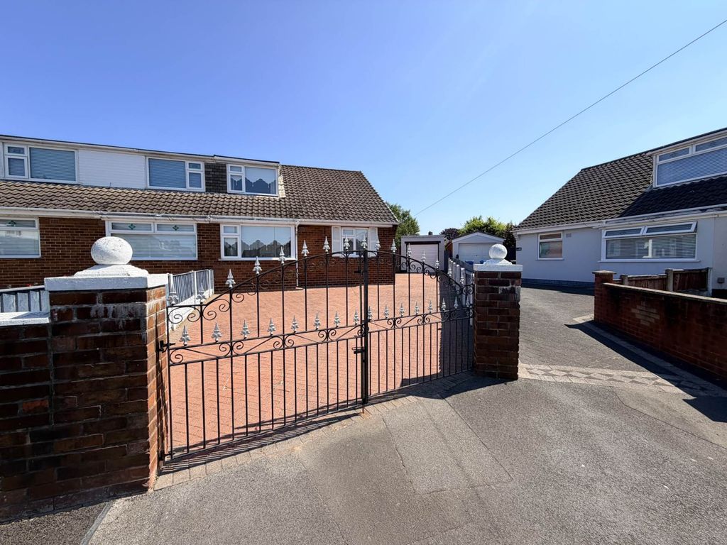 Property photo 1 of 23