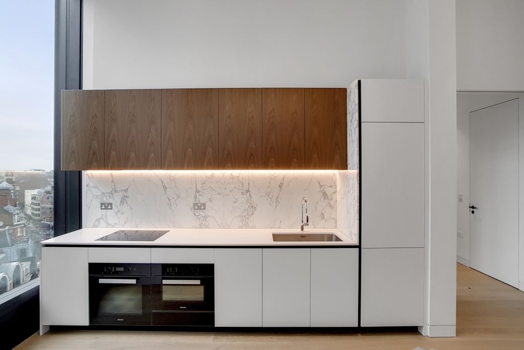 Property photo 2 of 12 7_Kitchen_Recepti...