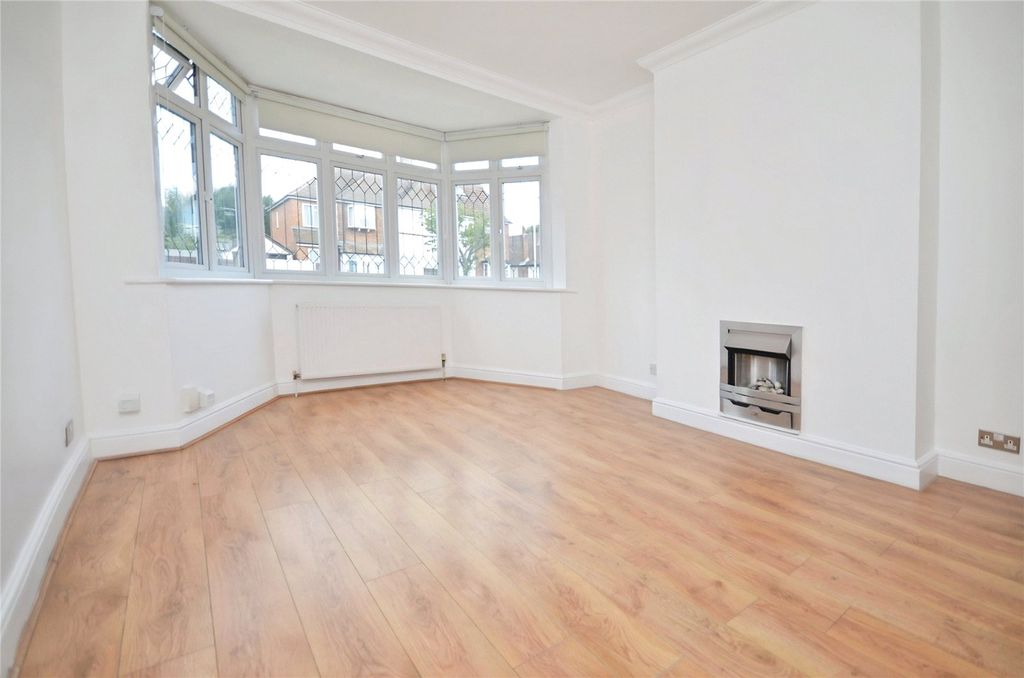 Property photo 2 of 8 Picture No. 05