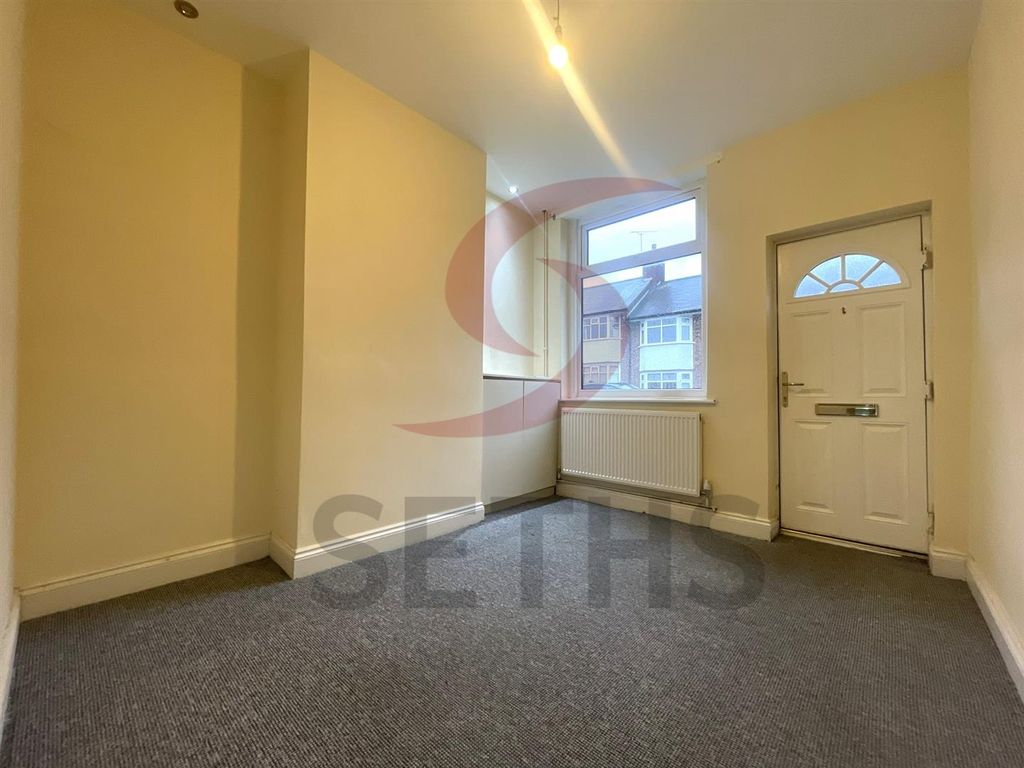 Property photo 3 of 8 Reception Room