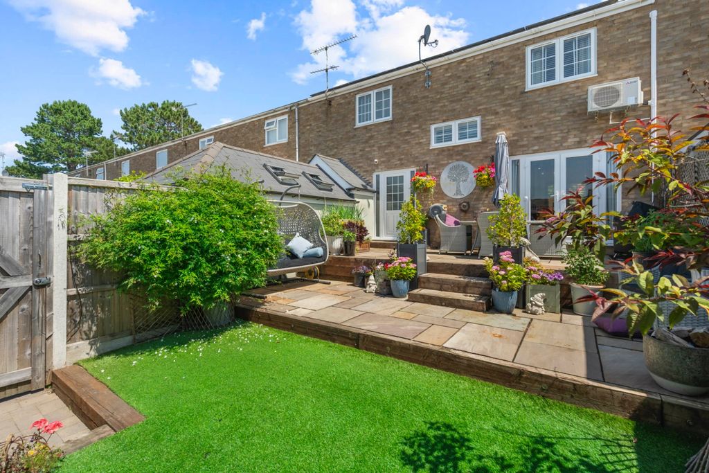 Property photo 3 of 23 5231045