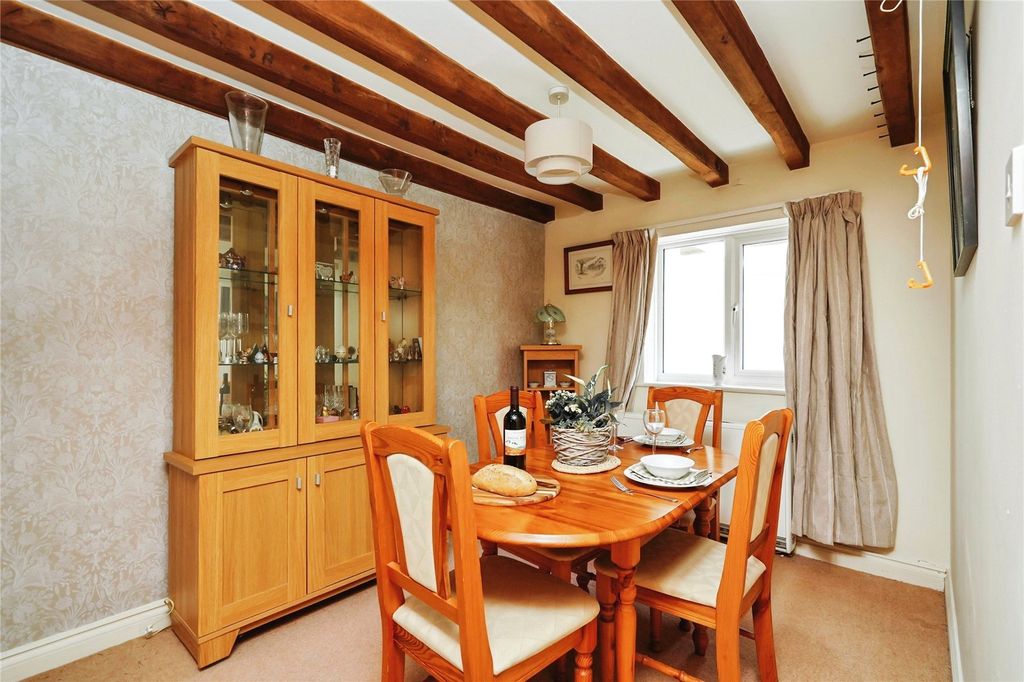 Property photo 3 of 10 Picture No. 15
