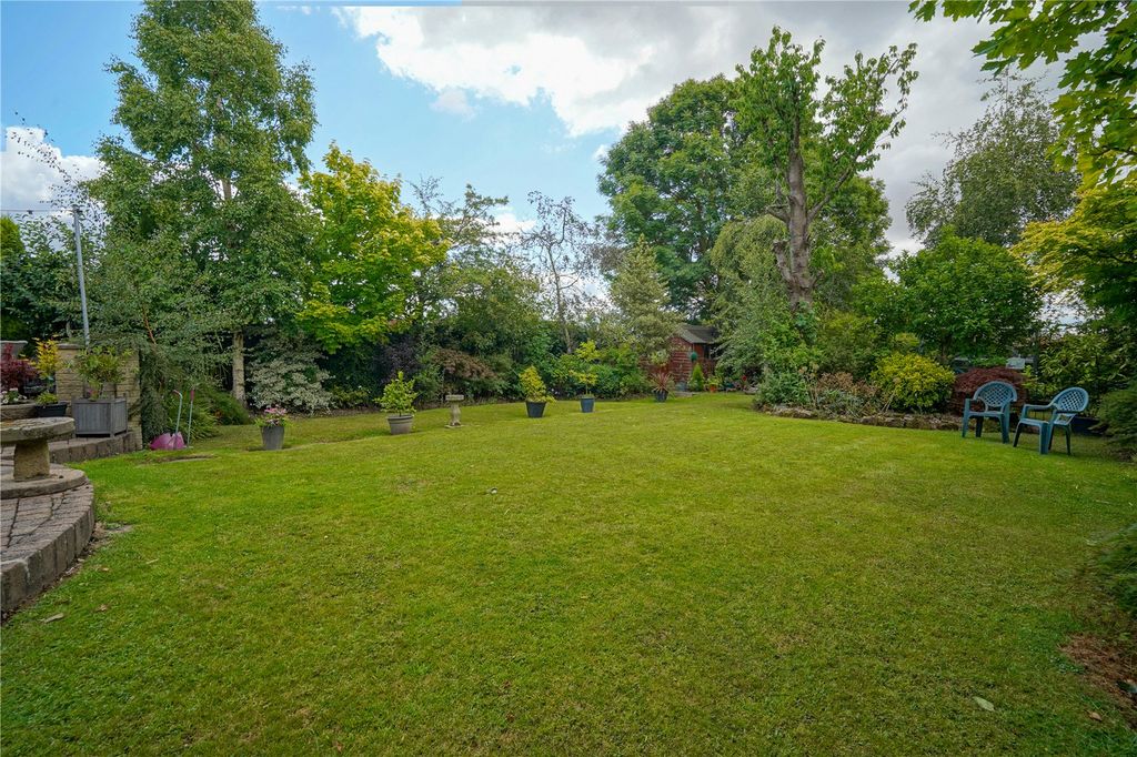 Property photo 3 of 32 Picture No. 27