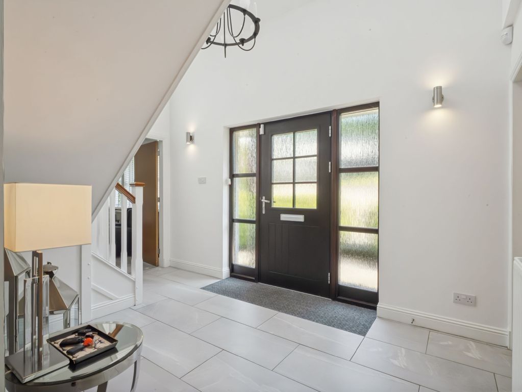 Property photo 3 of 50