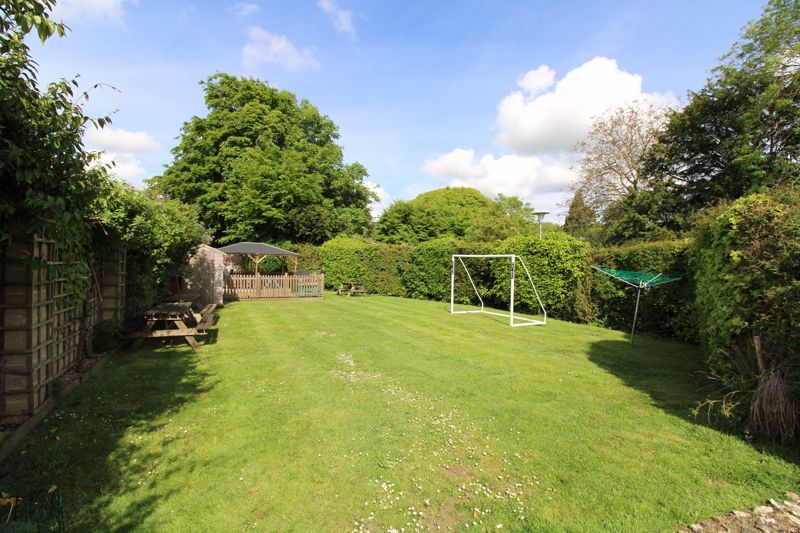 Property photo 2 of 17 Photo 18