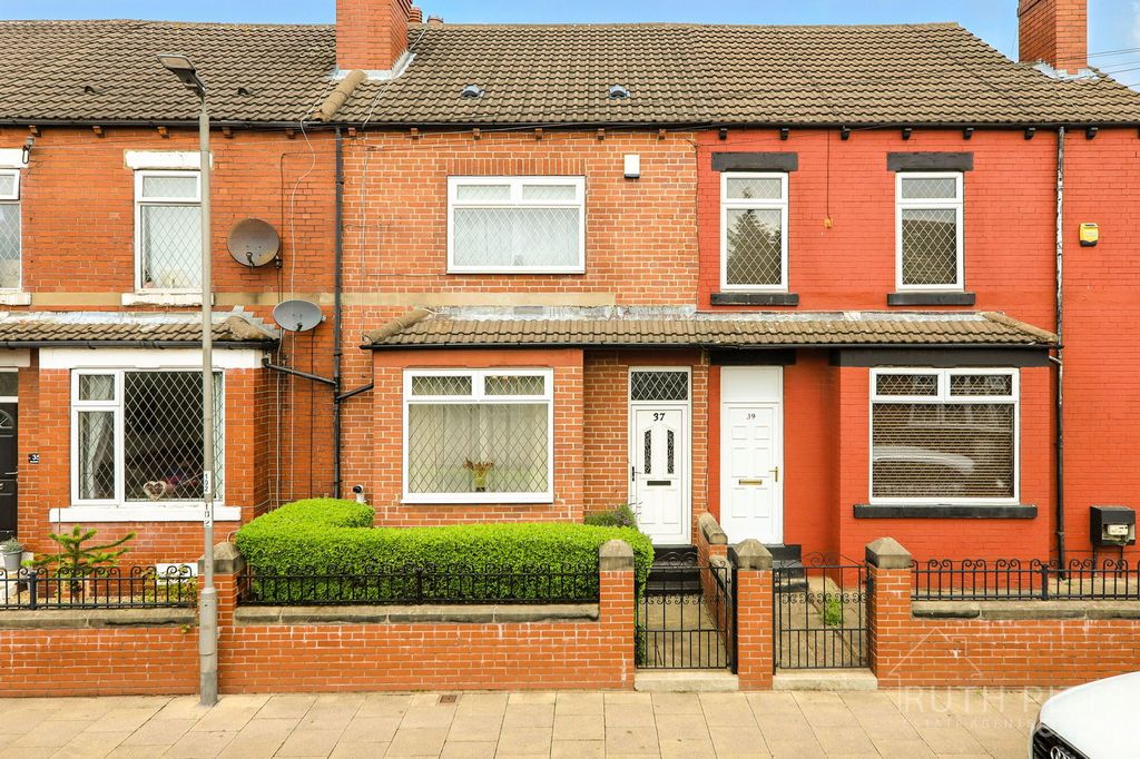 Property photo 1 of 27