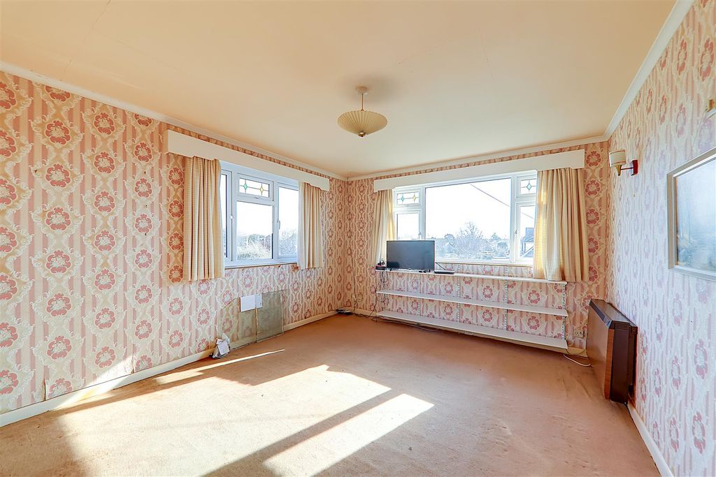 Property photo 2 of 6 Img_4559-Img_4561.Jpg