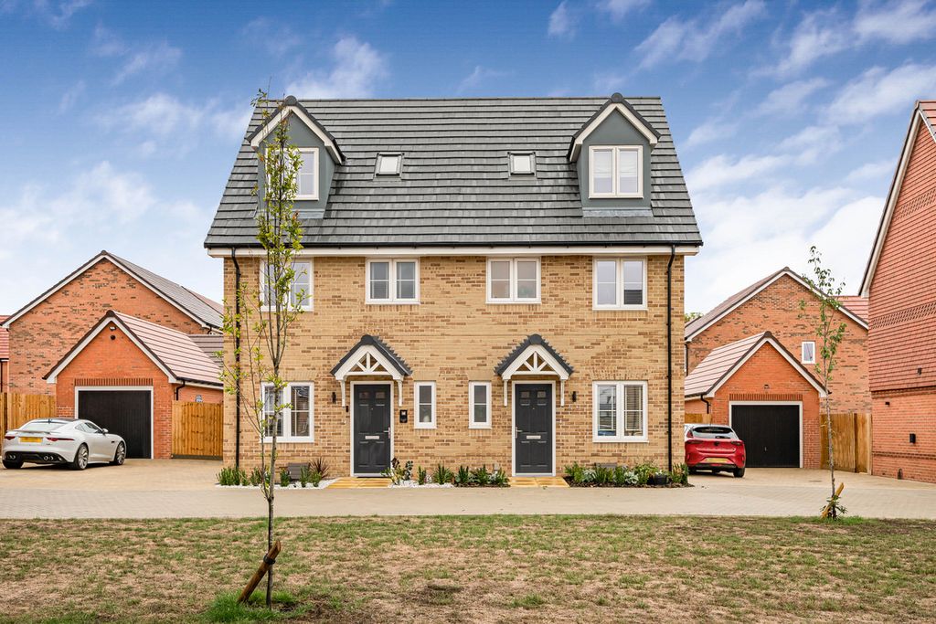 Property photo 1 of 33