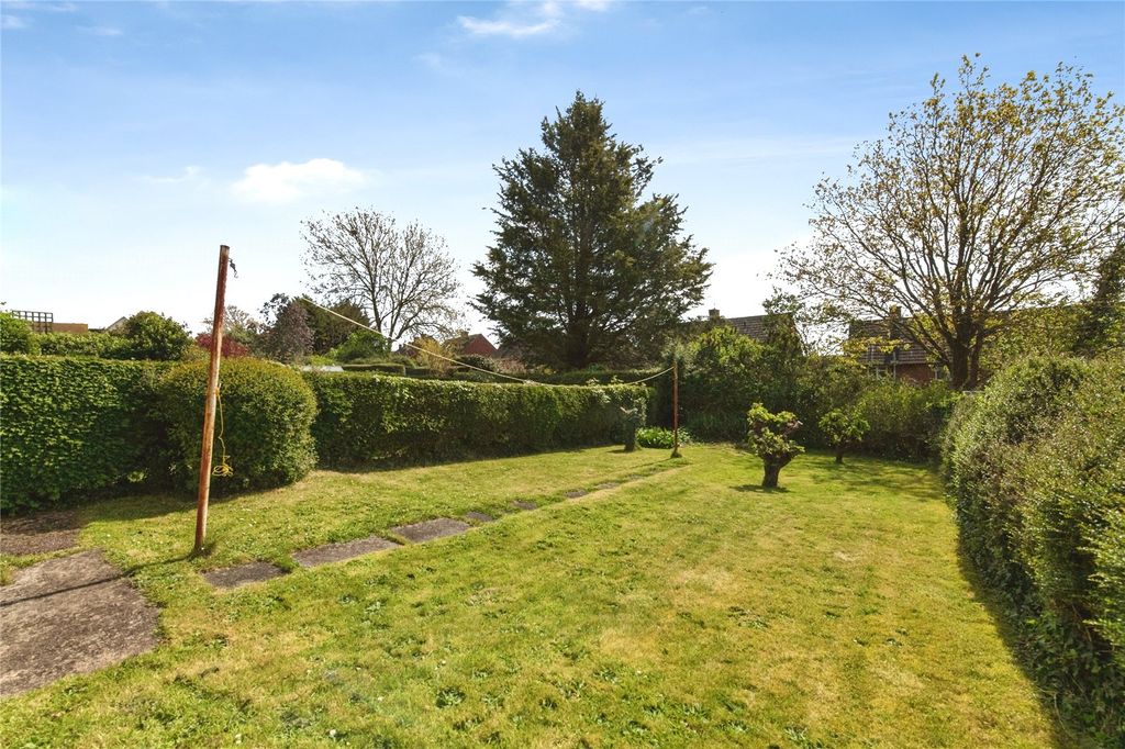 Property photo 3 of 16 Picture No. 27