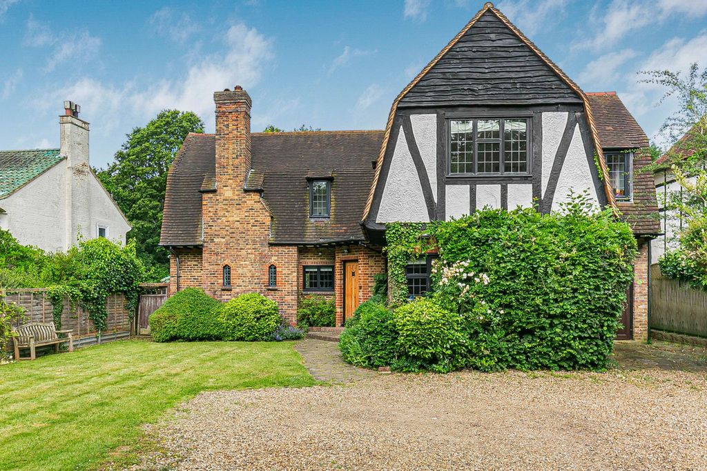 Property photo 3 of 23 Photograph 33