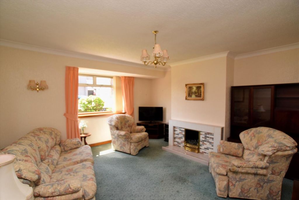 Property photo 3 of 22