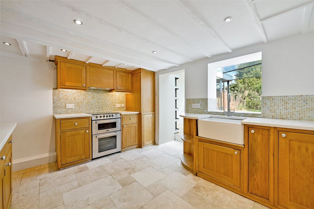 Property photo 3 of 10 Picture No. 10