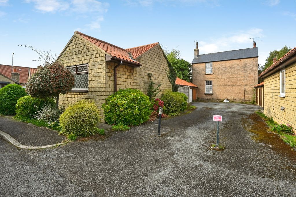 Property photo 2 of 14 Pbox-Img.Jpg