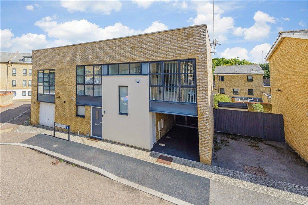 Property photo 1 of 13 External W