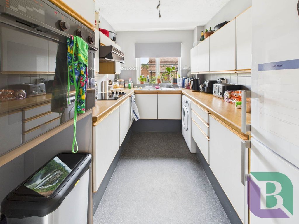 Property photo 3 of 13