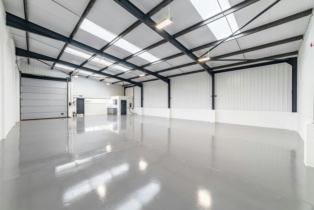 Property photo 2 of 7 Wellington_Park_Ind_Estate083.Jpg