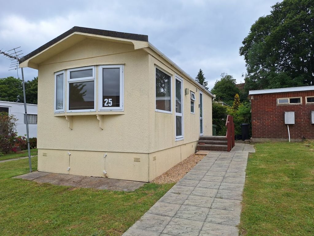 Property photo 1 of 6