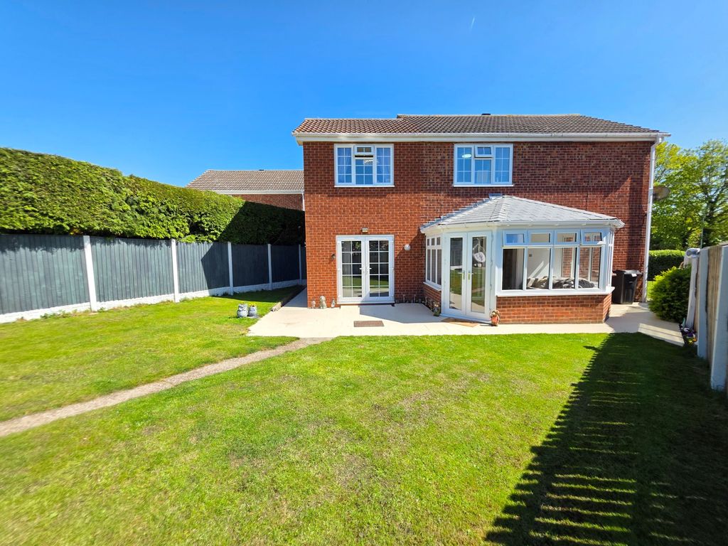 Property photo 1 of 32