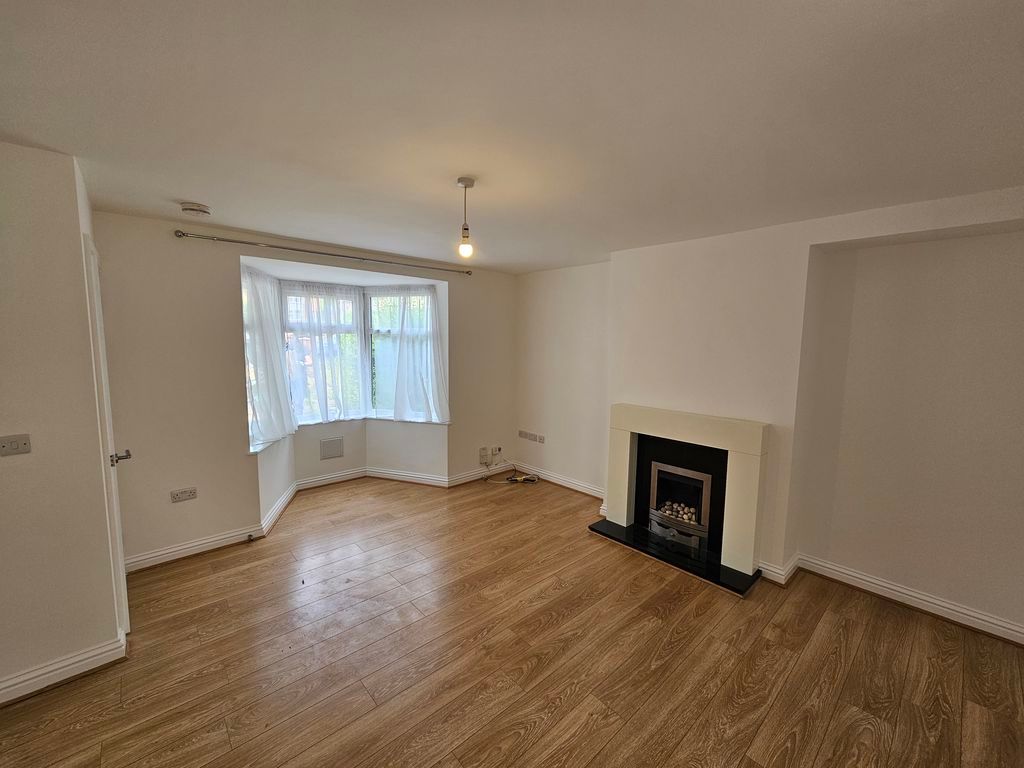 Property photo 2 of 12 Photo 15