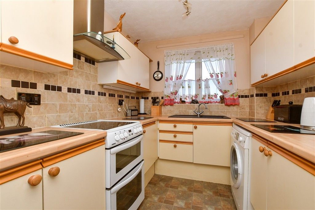 Property photo 2 of 13 Kitchen