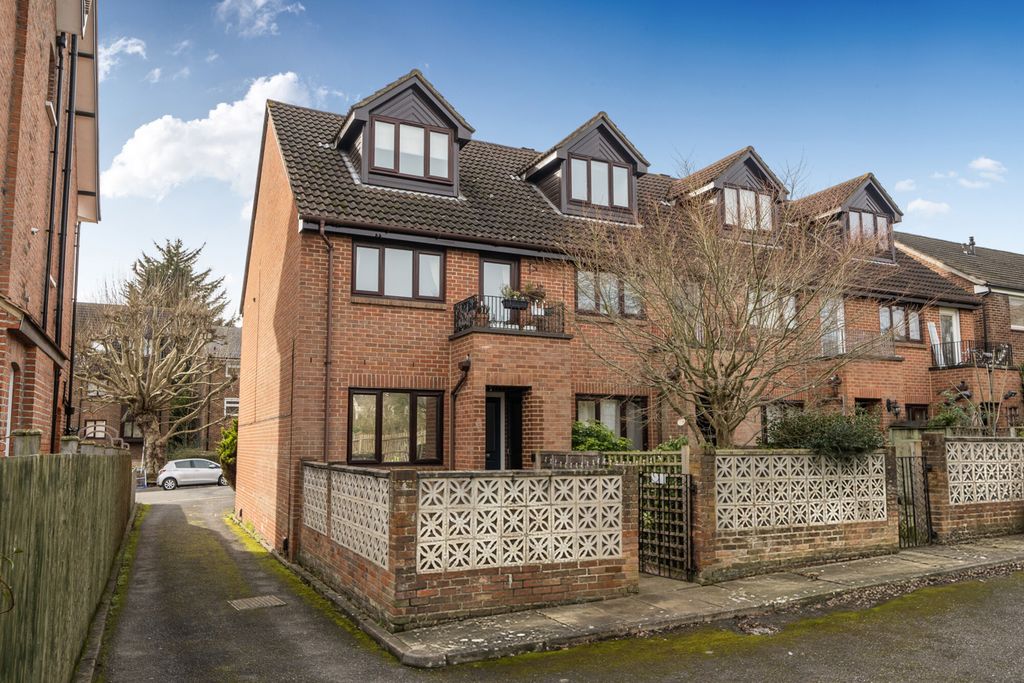 Property photo 1 of 7 1415629-14-69945d...