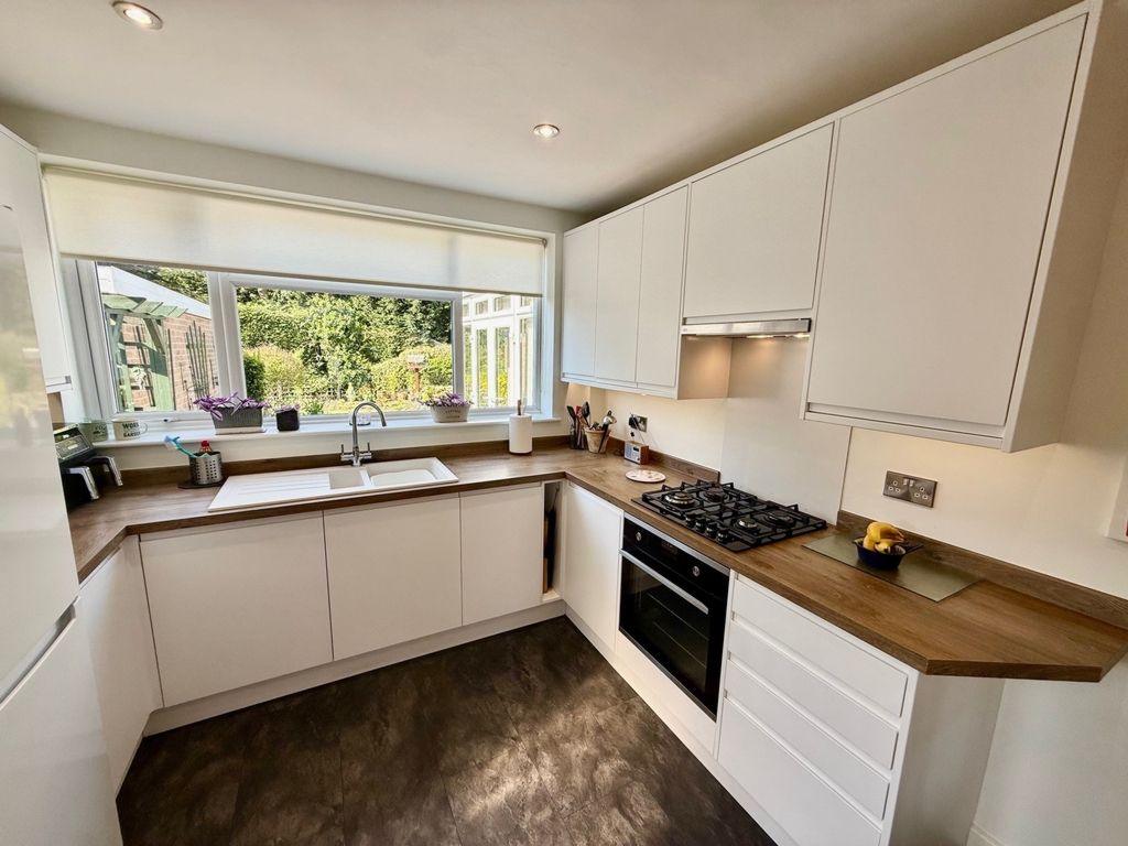 Property photo 2 of 25 Photo 6